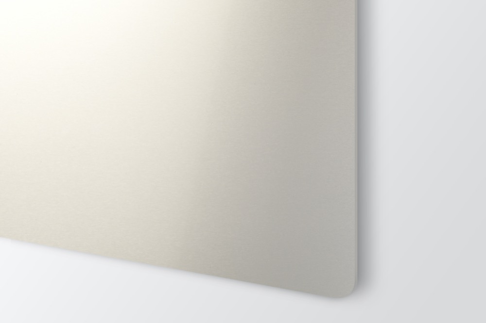 AlumaMark Satin Silver anodiserad aluminium för svart lasergravyr