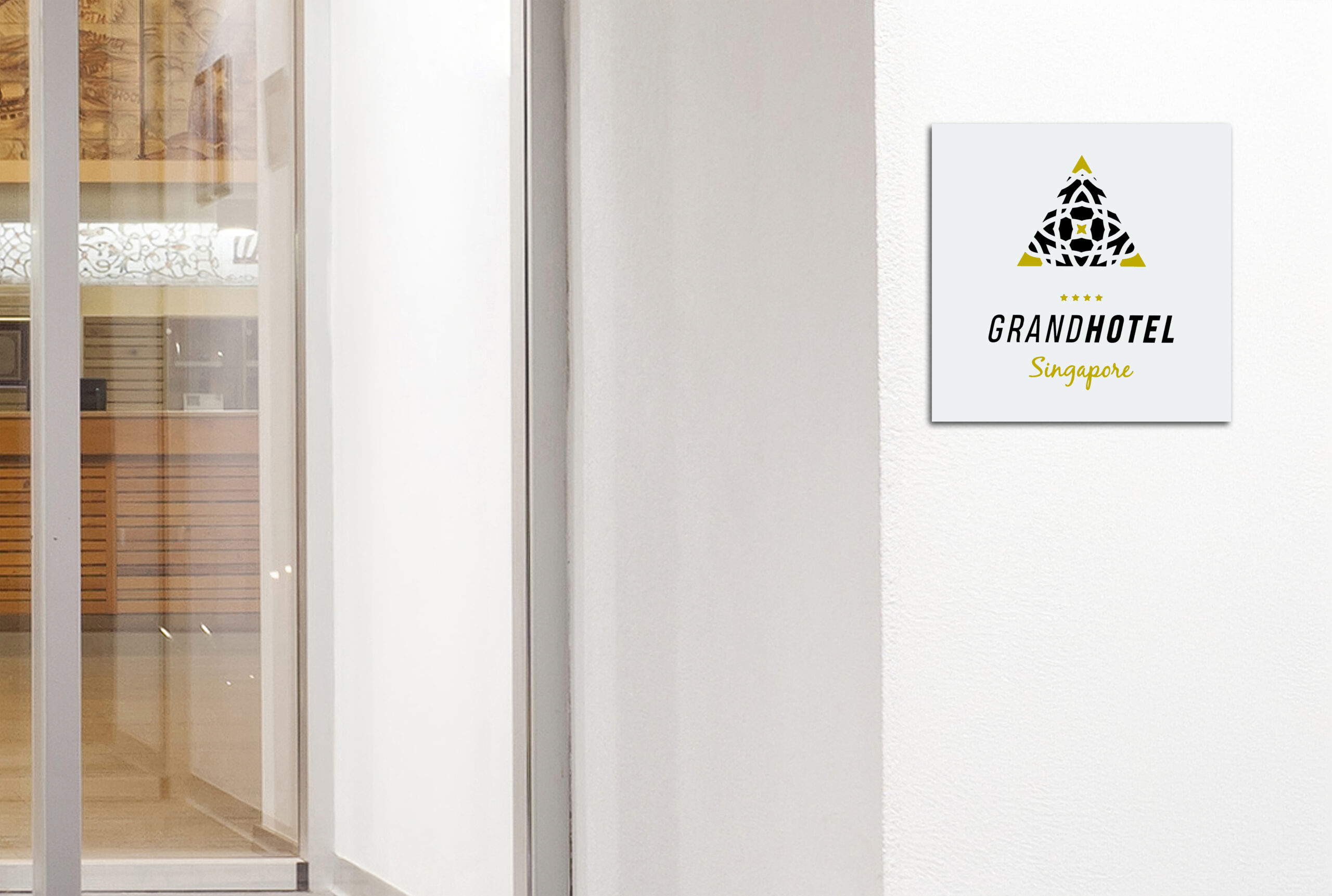 Vit plastskiva med genomskinlig gravyr för omvänd lasergravyr
