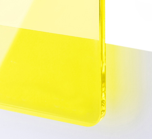 Akrylskiva - TroGlass Color Gloss - Gul transparent. Perfekt för laserskärning och mekaniska verktyg