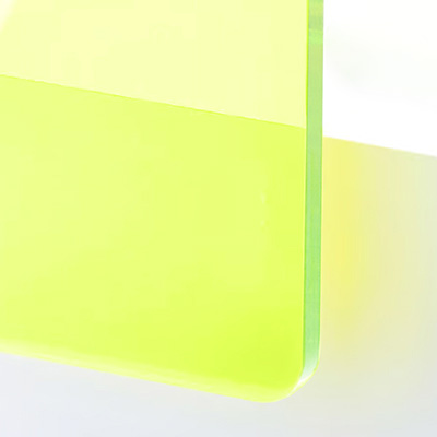 Akrylskiva - TroGlass Color Gloss Flouroscerande - Grön transparent. Perfekt för laserskärning och mekaniska verktyg